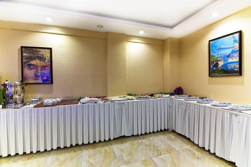 Pelikan Hotel Istanbul Bagian luar foto